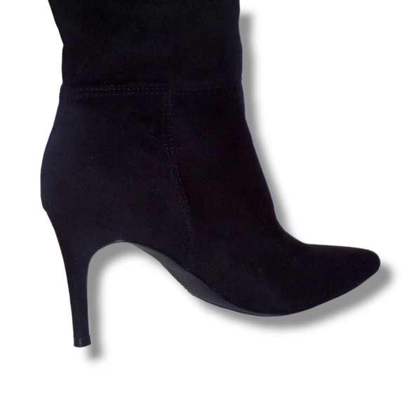 NWOB Steve Madden Faux Suede Tall Boots - Picture 5 of 6